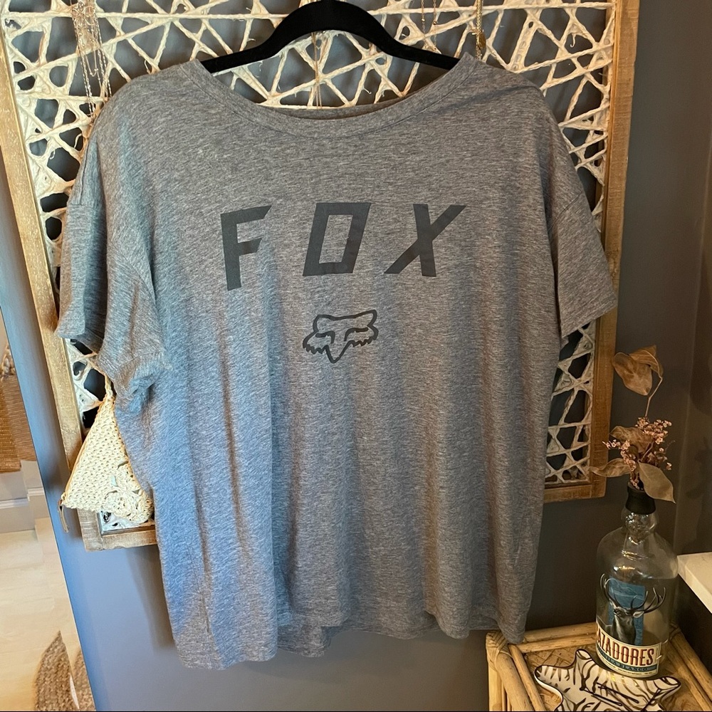 Soft Fox Graphic Tee